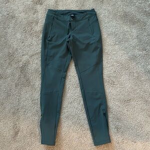 Women’s size 2 Kuhl pants